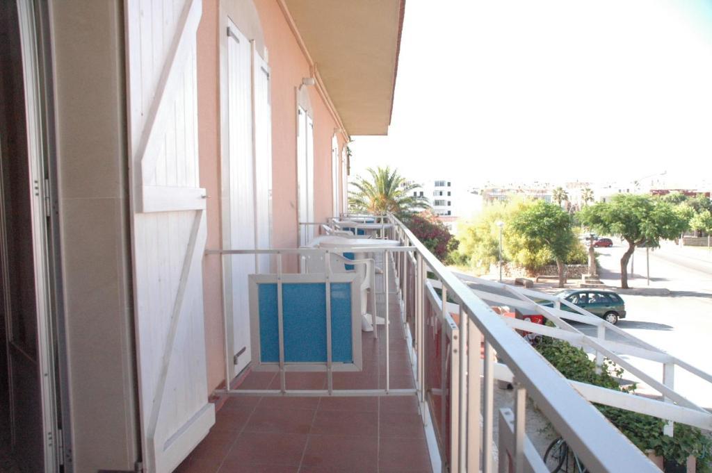 Hostal Paris Ciutadella Ciutadella  Bilik gambar
