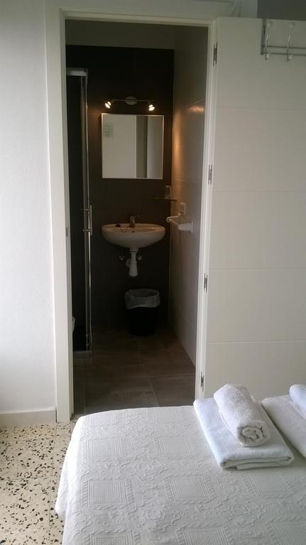 Hostal Paris Ciutadella Ciutadella  Luaran gambar